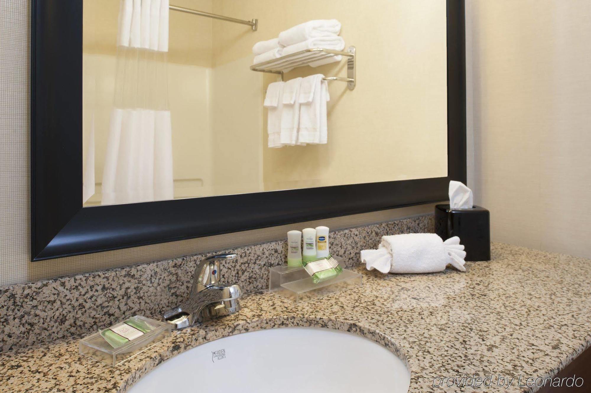 Country Inn & Suites By Radisson, Holland, Mi Dış mekan fotoğraf